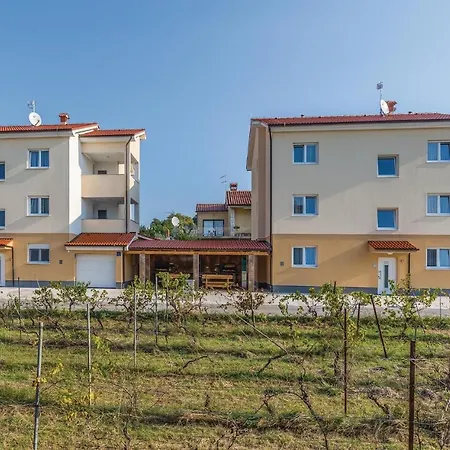 3 Bedroom Beautiful In *
